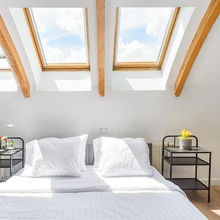 Stylish Apartment In The City Center Of ワルシャワ エクステリア 写真