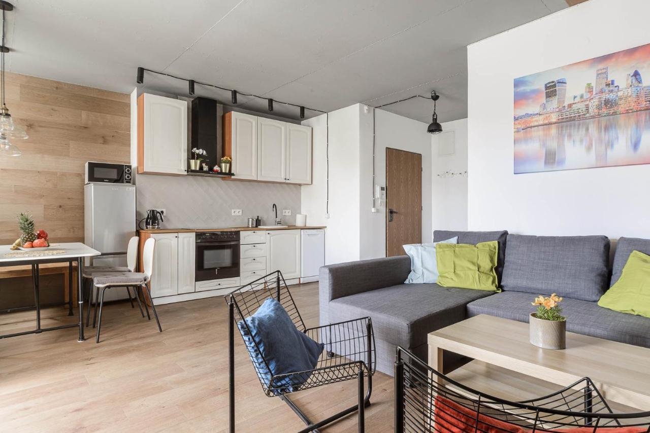 Stylish Apartment In The City Center Of ワルシャワ エクステリア 写真