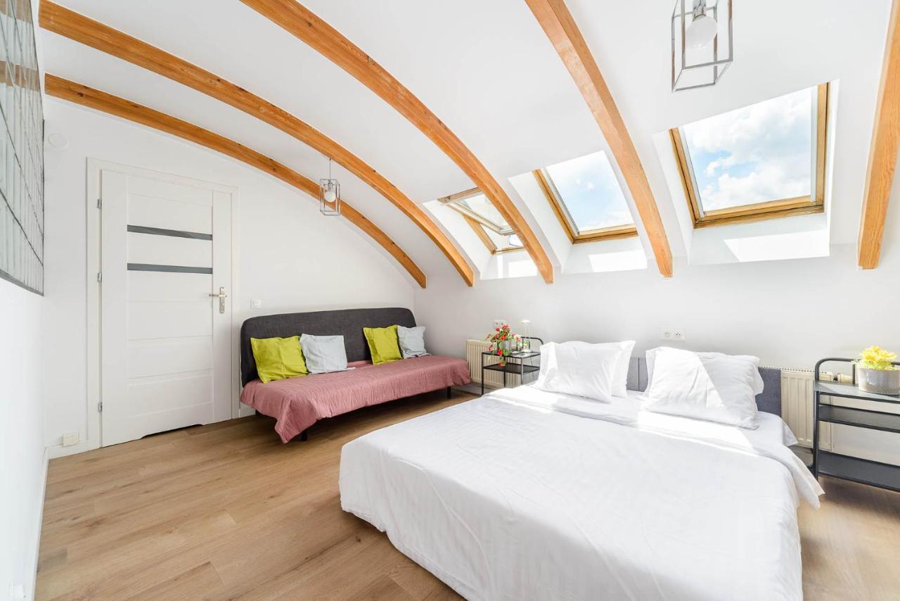 Stylish Apartment In The City Center Of ワルシャワ エクステリア 写真