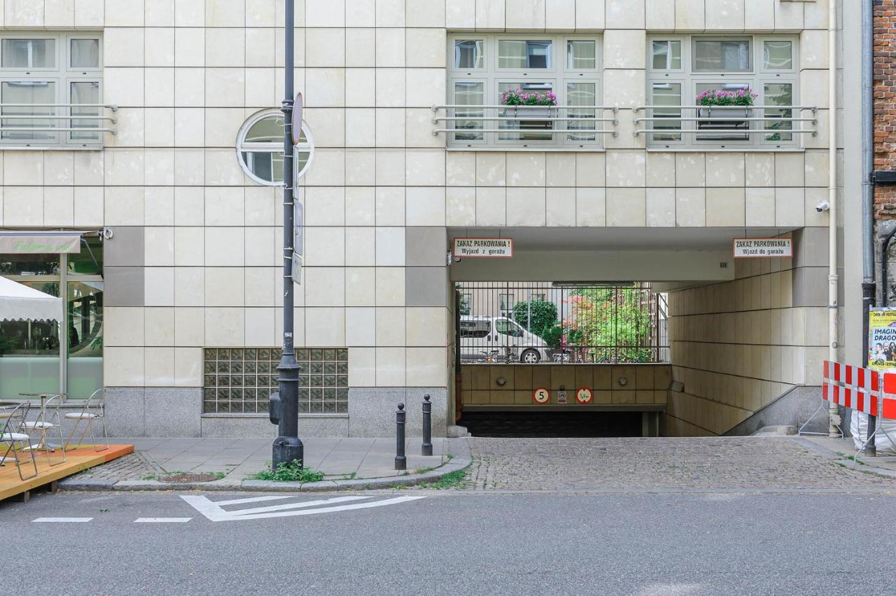Stylish Apartment In The City Center Of ワルシャワ エクステリア 写真