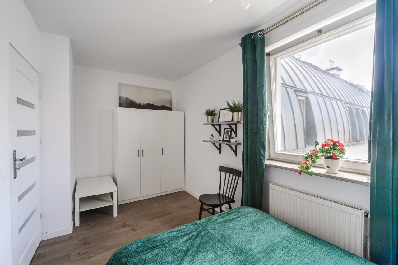 Stylish Apartment In The City Center Of ワルシャワ エクステリア 写真
