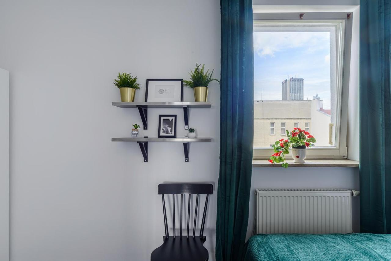 Stylish Apartment In The City Center Of ワルシャワ エクステリア 写真