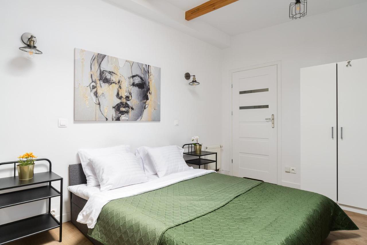 Stylish Apartment In The City Center Of ワルシャワ エクステリア 写真