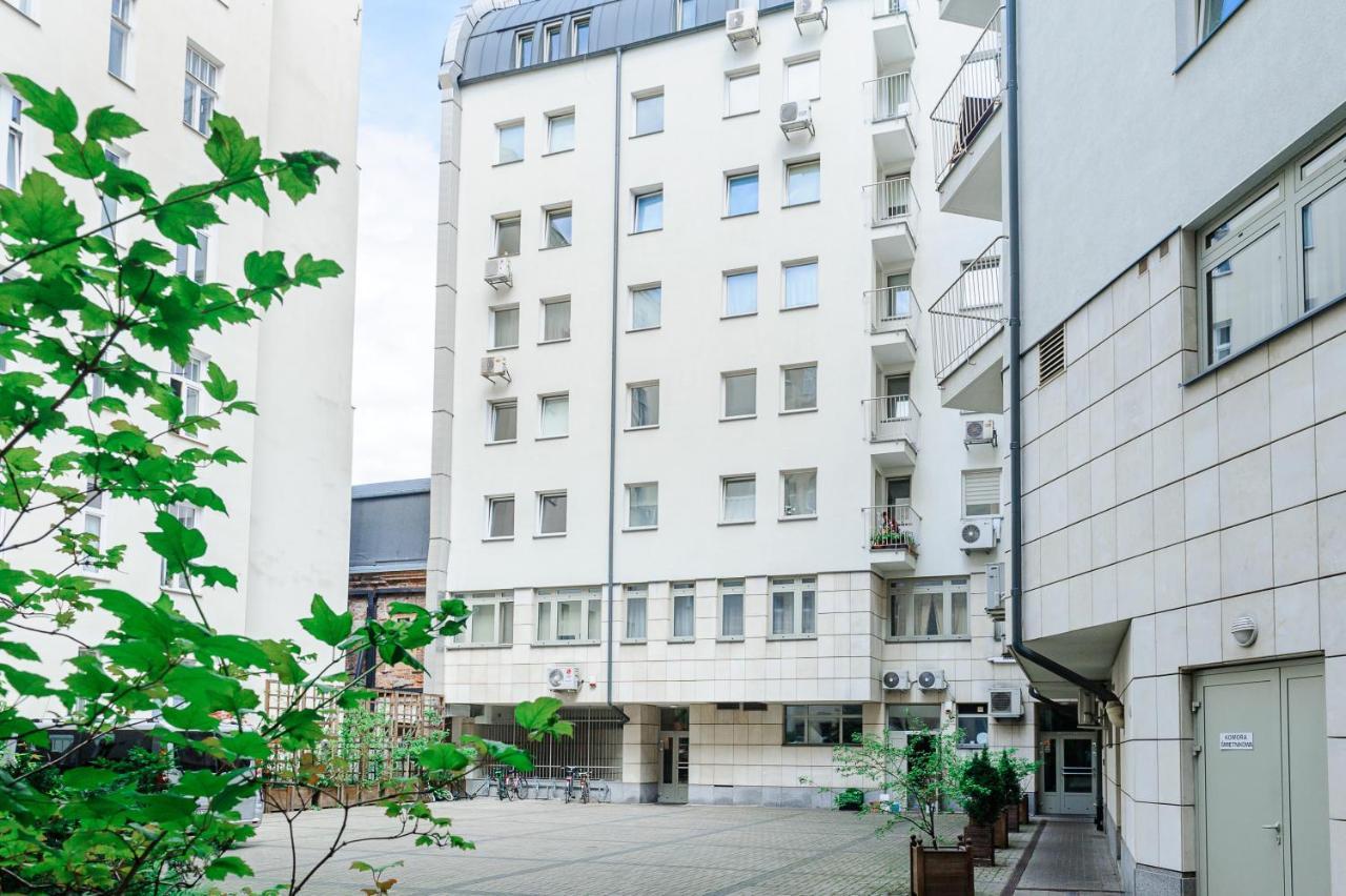 Stylish Apartment In The City Center Of ワルシャワ エクステリア 写真